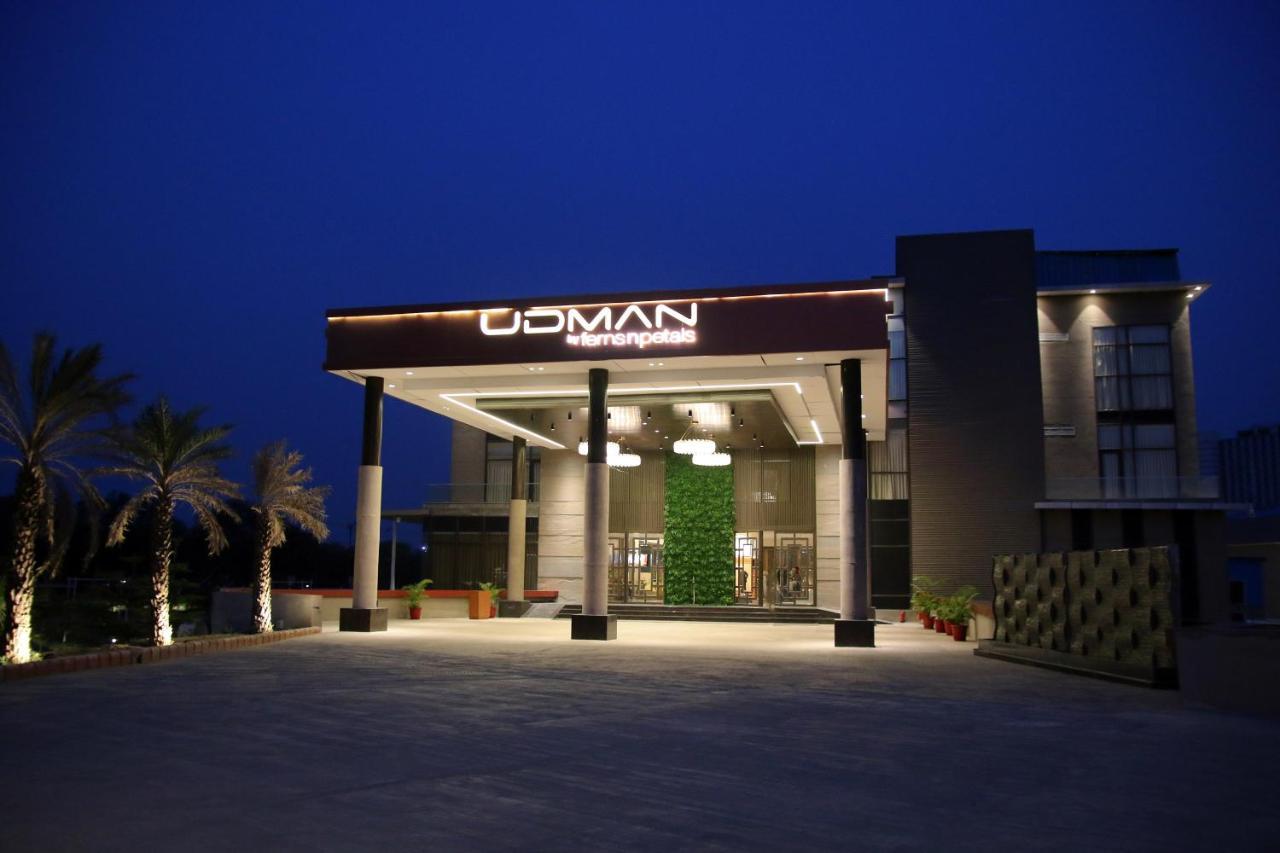 Udman Hotel Greater Noida Luaran gambar