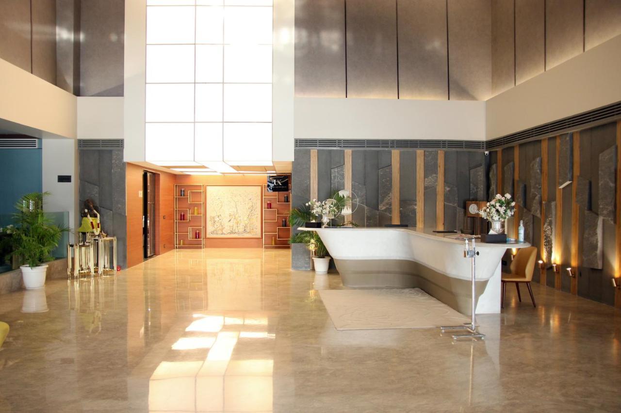 Udman Hotel Greater Noida Luaran gambar