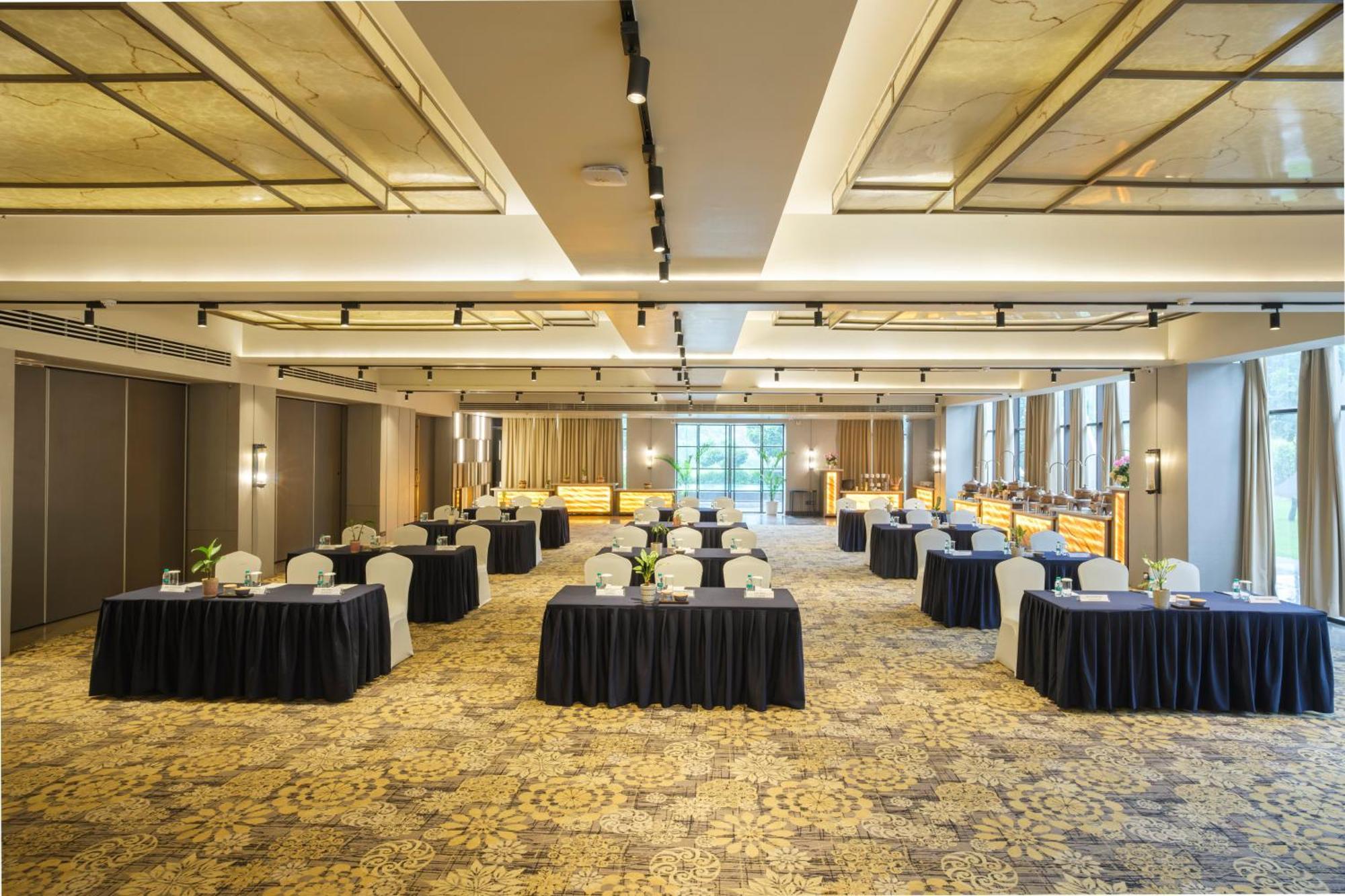 Udman Hotel Greater Noida Luaran gambar