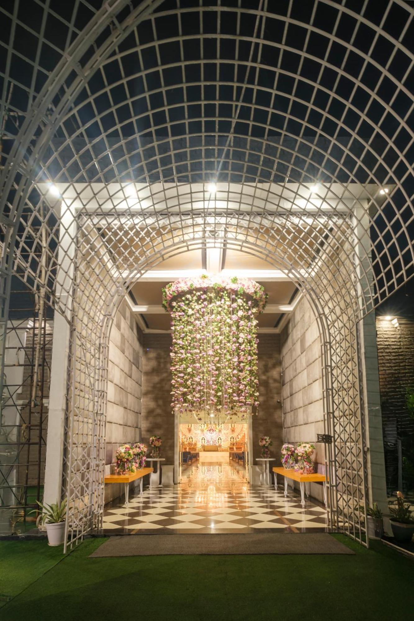 Udman Hotel Greater Noida Luaran gambar